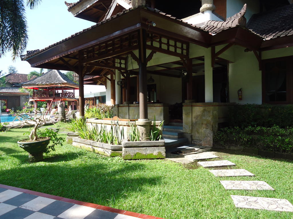 Ananda 3* Seminyak