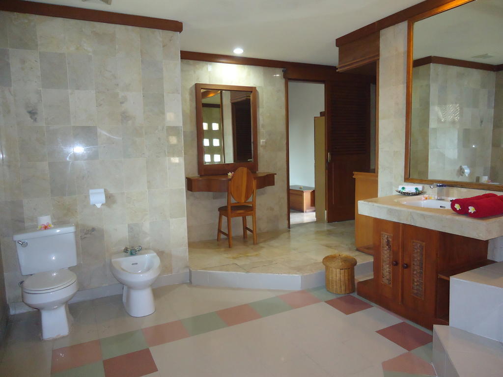 Ananda Resort Seminyak (Bali)