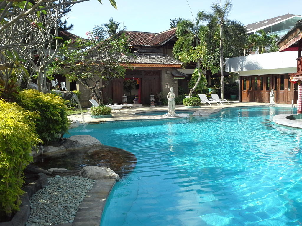 Ananda Resort Seminyak (Bali)